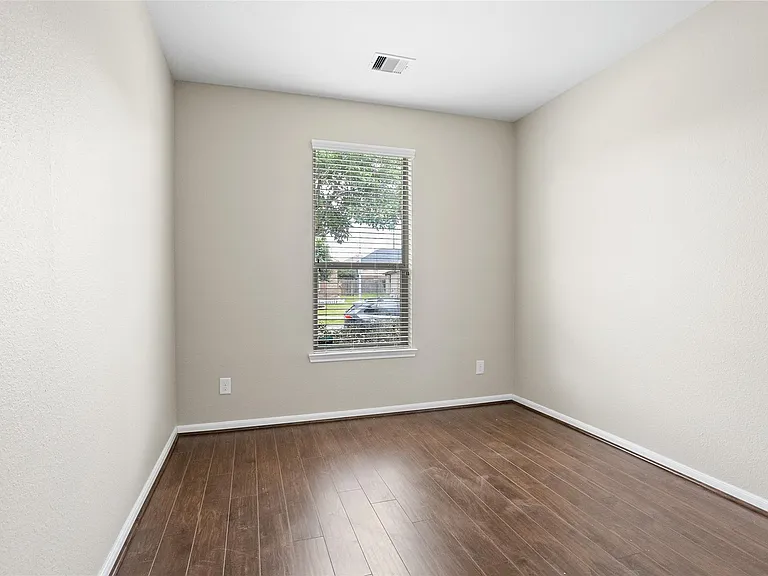 6530 Bayliss Valley Ln — Photo 24