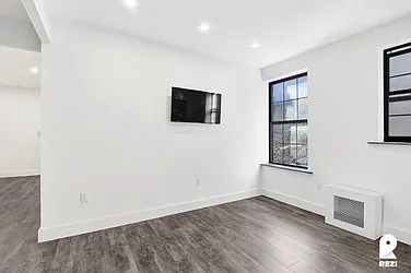 Rented by REZI