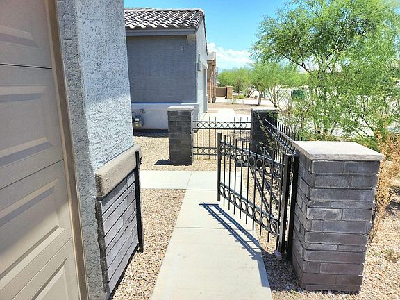 4th image of 10668 W Dickerson Dr