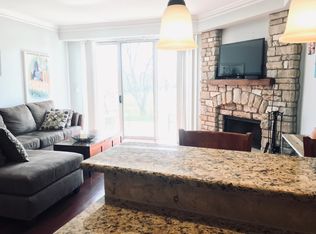 115 Golfview Dr #115, Glendale Heights, IL 60139
