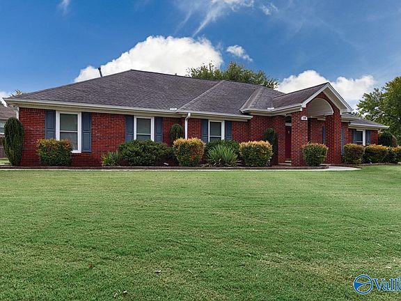 2nd image of 119 Anita Dr