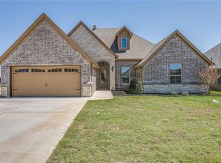 316 Oar Wood Dr, Granbury, TX 76049