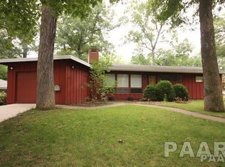 1728 E Maple Ridge Dr, Peoria, IL 61614