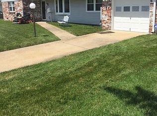 605 Maple Ridge Ln, Virginia Beach, VA 23452