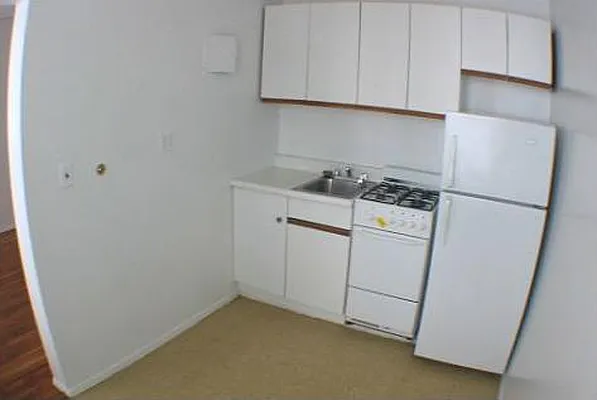 Rented by 4 Points Properties | media 13