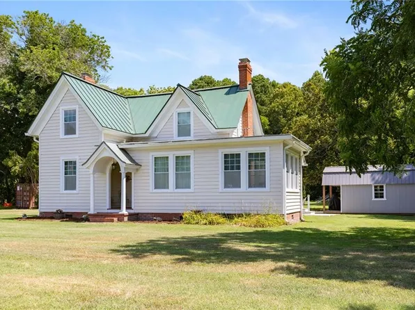 2771 New Point Comfort Hwy, Mathews, VA 23109