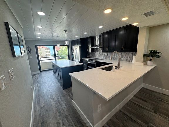 2nd image of 120 1st St E APT 109