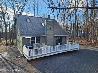 32 Bear Ln, Jim Thorpe, PA 18229