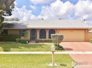 128 Alcazar St, Royal Palm Beach, FL 33411