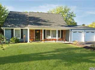 35 Strathmore Village Dr, South Setauket, NY 11720