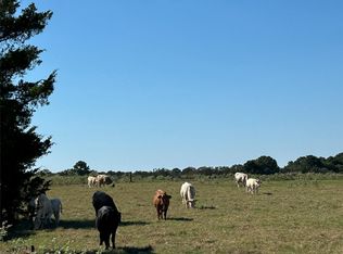Farris Ln, Smithville, TX 78957