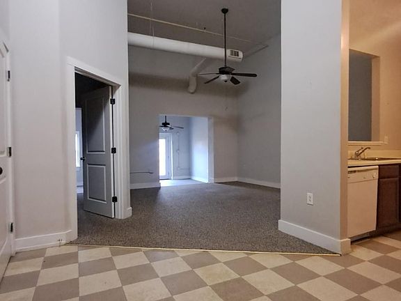 2nd image of 115 & 218 Washington Ave #115-8