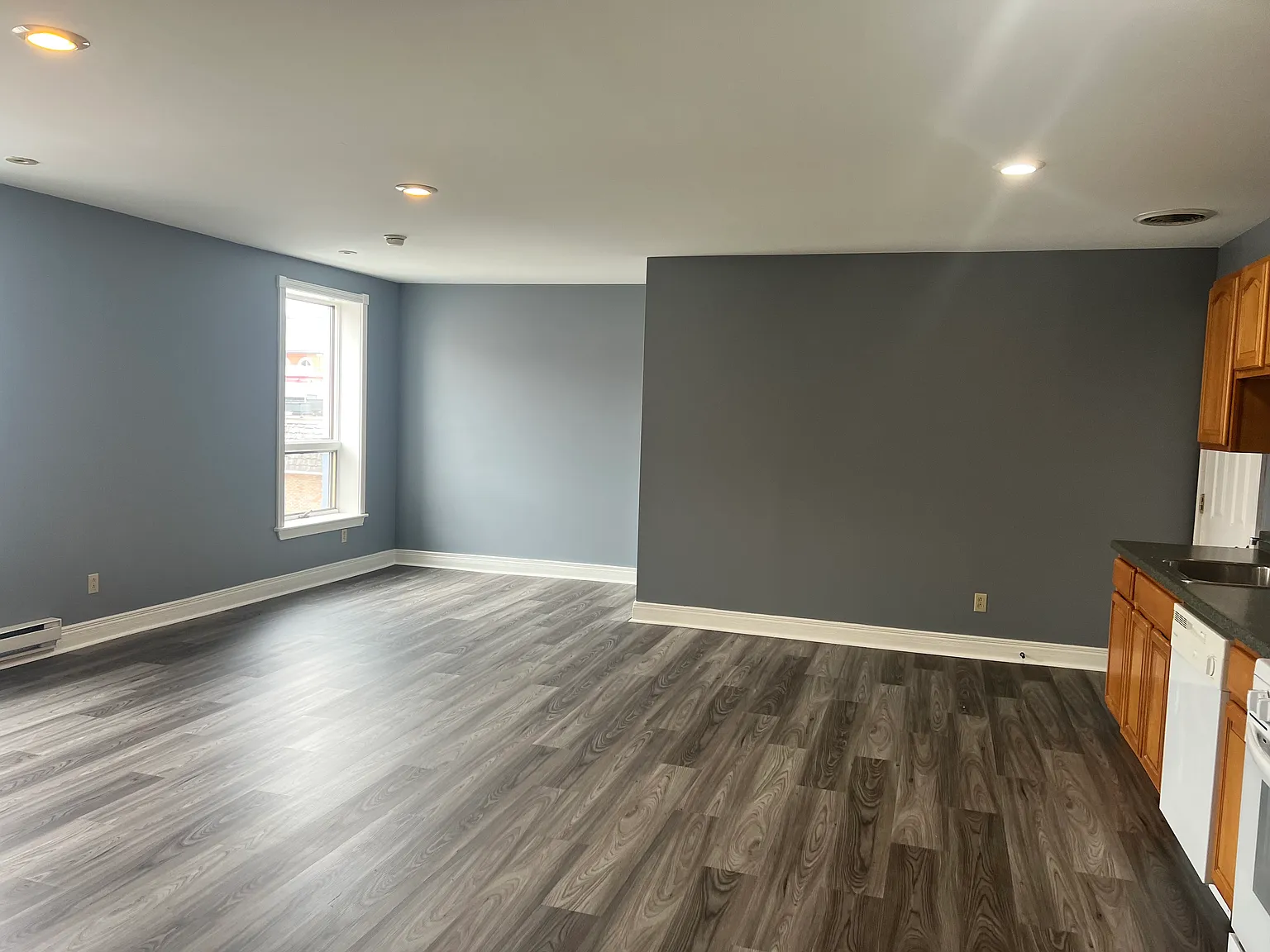 1 bed, $1,000 — Photo 4