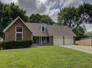 8110 Westgate Dr, Lenexa, KS 66215