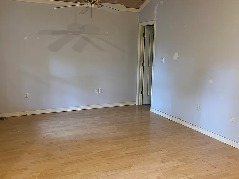 150 Nancy Claire Ln — Photo 11