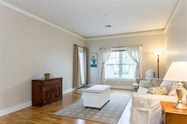 54 Loomis St #2104
