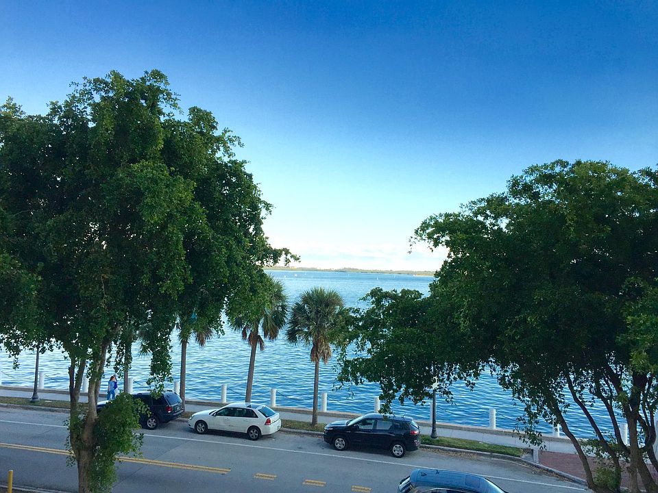 1st image of 1430 S Bayshore Dr APT 304