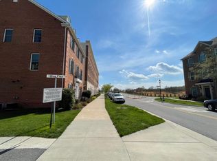 436 Parkview Ave #436, Gaithersburg, MD 20878