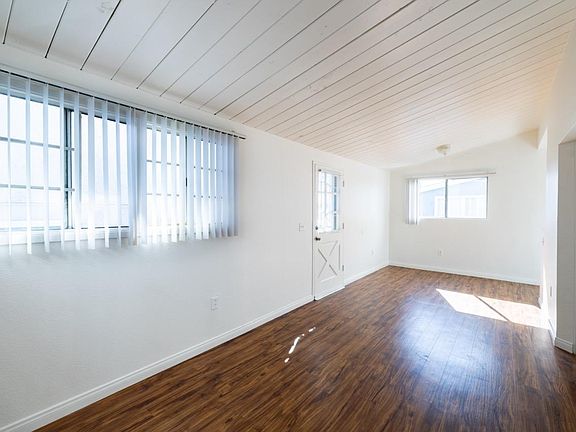 2nd image of 2021 1/2 Garnet Ave