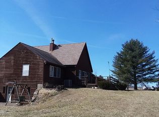 32010 W Dutch Ln, Brighton, IL 62012