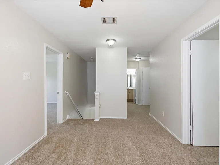 10316 Garbacz Dr — Photo 12