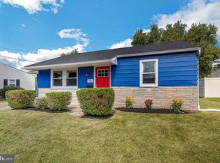 90 Oak Ave, Bellmawr, NJ 08031