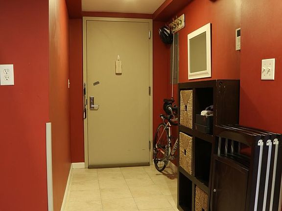 4th image of 2158 Ocean Ave