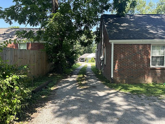5th image of 4808 Lindell St Unit 4810