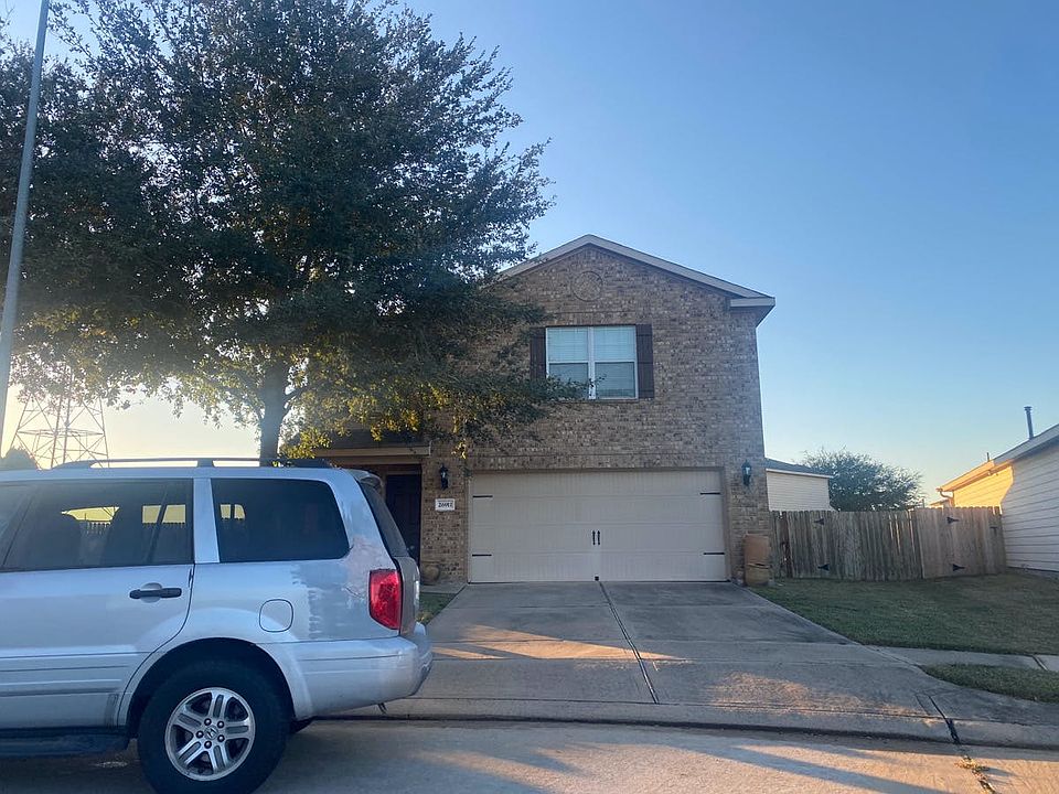 2nd image of 26911 Graybill Ct