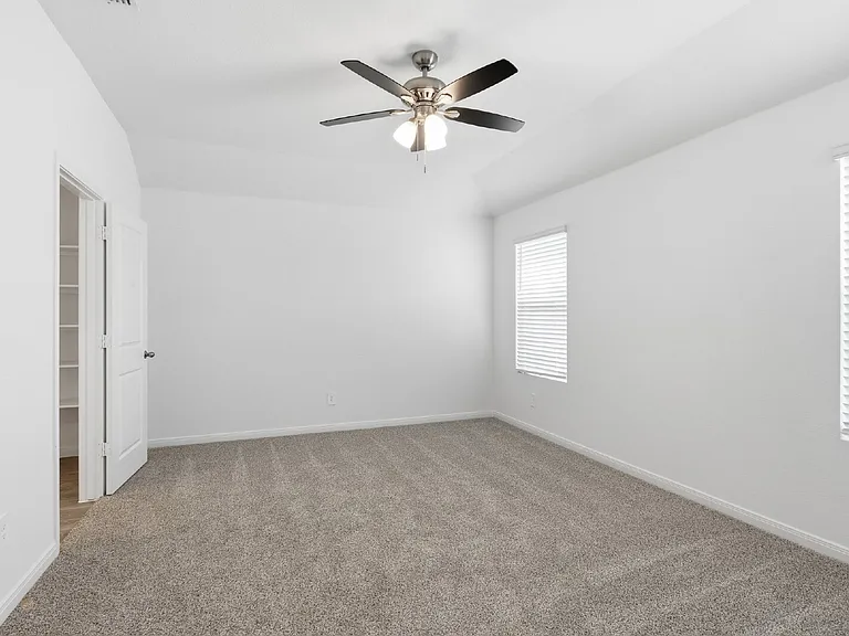 298 Denali Dr — Photo 17