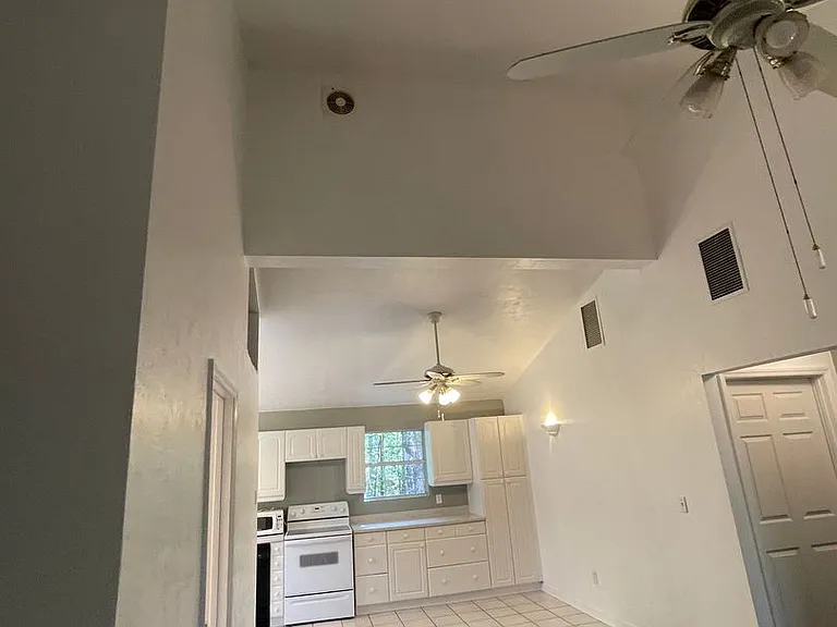 3329 NE County Road 234 — Photo 5