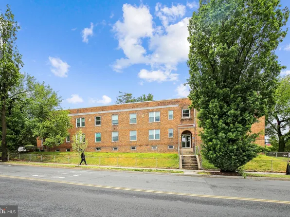 3701 13th St NW APT 102, Washington, DC 20010