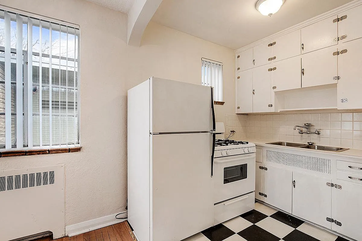 Elegante Apartments — Photo 3
