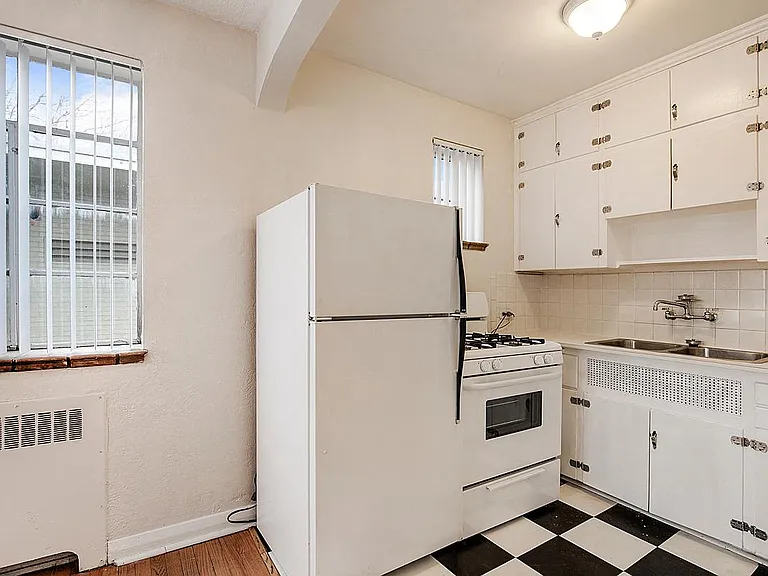 Elegante Apartments — Photo 3