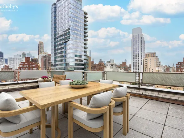 301 East 75th Street image 13 of 30