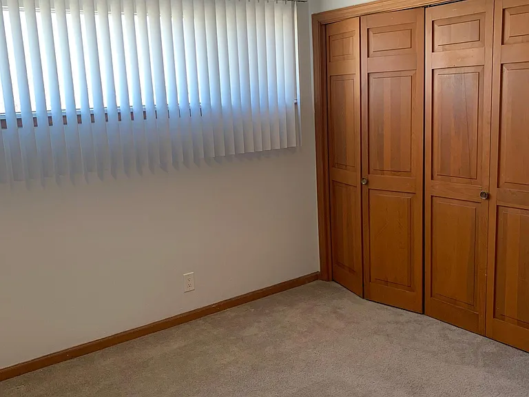 4942 Grand Ave #10 — Photo 10