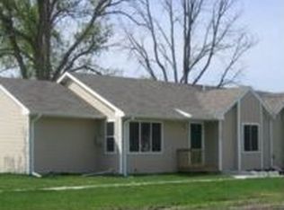 113 5th St, Cambridge, IA 50046