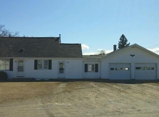 495 Sand Rd, Port Austin, MI 48467