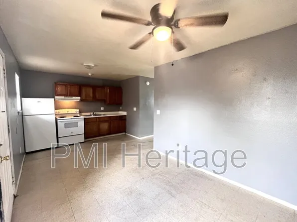 813 E Huntsville Ave APT 103, Springdale, AR 72764