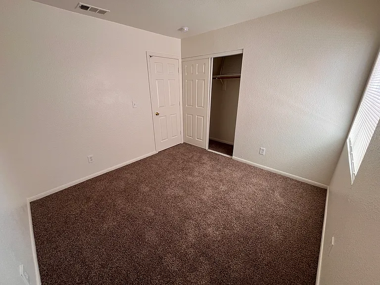 1501 Waterton Dr — Photo 13