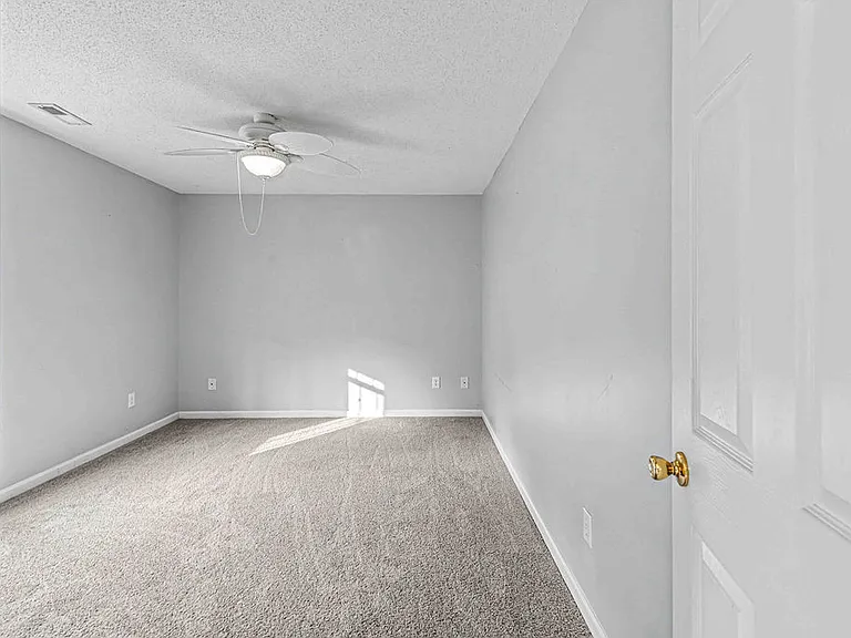 118 Magnolia Ln — Photo 23