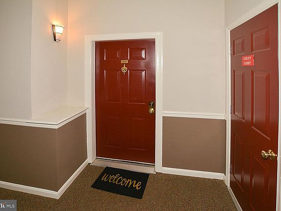 2nd image of 4137 Fountainside Ln #B001