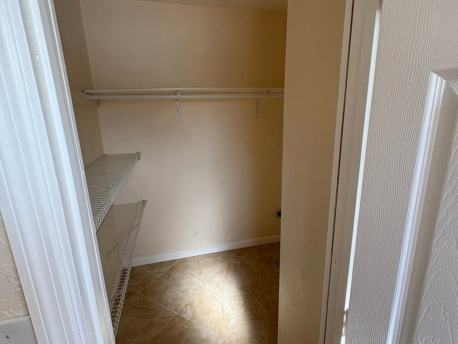 1 bed, 650 sqft, $1,850 — Photo 2
