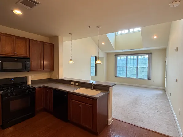 2411 Ramapo Ct, Riverdale, NJ 07457