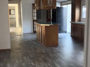 363 W Juniper Creek Rd, Byron, GA 31008