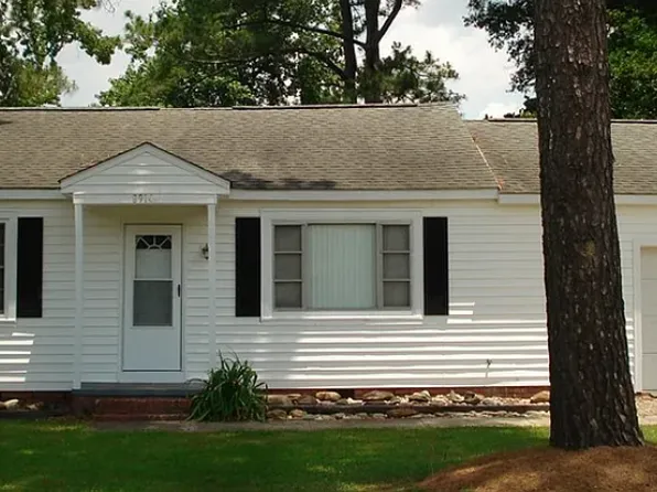 8914 Main St, Godwin, NC 28344