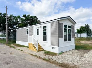 44 Retreat Way, Fenton, MI 48430