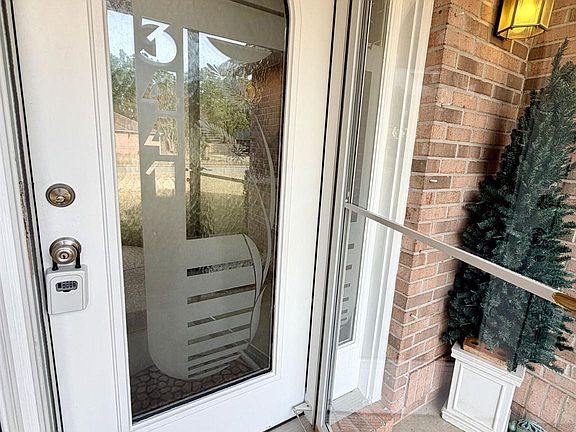 4th image of 3441 Argyle Dr