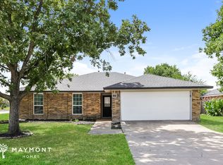101 Chevy Chase Ln, Waxahachie, TX 75165