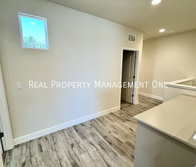 407 Ghiggeri Dr — Photo 15